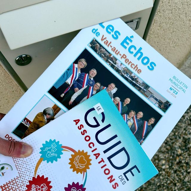 #bulletinmunicipal 📰Distribution en cours du bulletin municipal "Les Échos de Val-au-Perche"📬 La distribution du bulletin municipal vient de commencer à Val-au-Perche !Dans vos boîtes aux lettres, vous trouverez :
✔️ le bulletin municipal nº23
✔️ le guide des associations 2026/2027💻Les publications sont également disponibles en ligne sur le site Internet de Val-au-Perche : https://valauperche.fr/votre-mairie/publications/📲Aussi, afin de rester informé des alertes, informations, manifestations de votre ville, vous pouvez télécharger gratuitement la nouvelle application officielle de "Val-au-Perche" sur les plateformes IOS et Android : https://play.google.com/store/apps/details?id=com.lumiplan.valauperche&hl=fr&pli=1).Un grand merci aux élus et aux membres du Comité de rédaction pour leur précieuse implication. 🙏👉 Si votre boîte aux lettres était oubliée, pas d’inquiétude : faites-le nous savoir (02 37 49 59 80 ou accueil@valauperche.fr).📍 Des exemplaires sont également disponibles en mairie de @valauperche61260.📖 Bonne lecture à toutes et à tous ! 😊