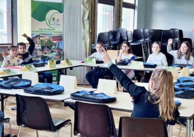 Vote du Conseil municipal des jeunes de Val-au-Perche