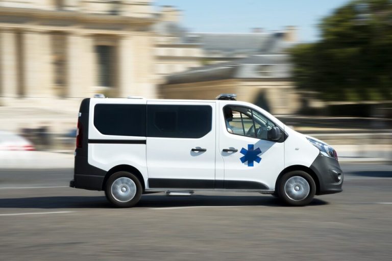 Ambulances 768x512