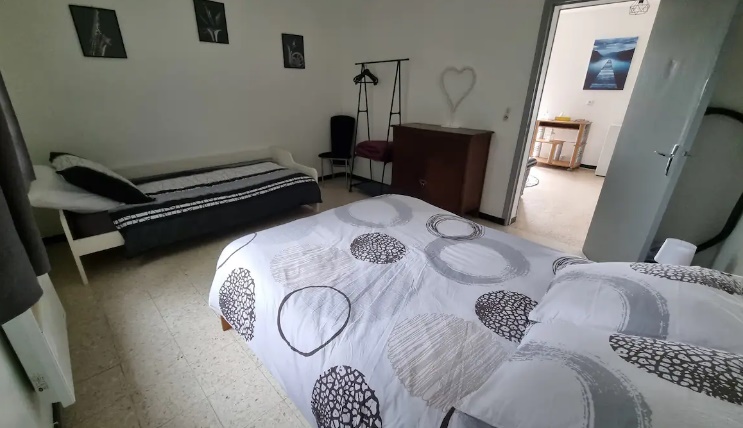 Chez Sonia – 27 ter Quartier de la Gare – La Rouge