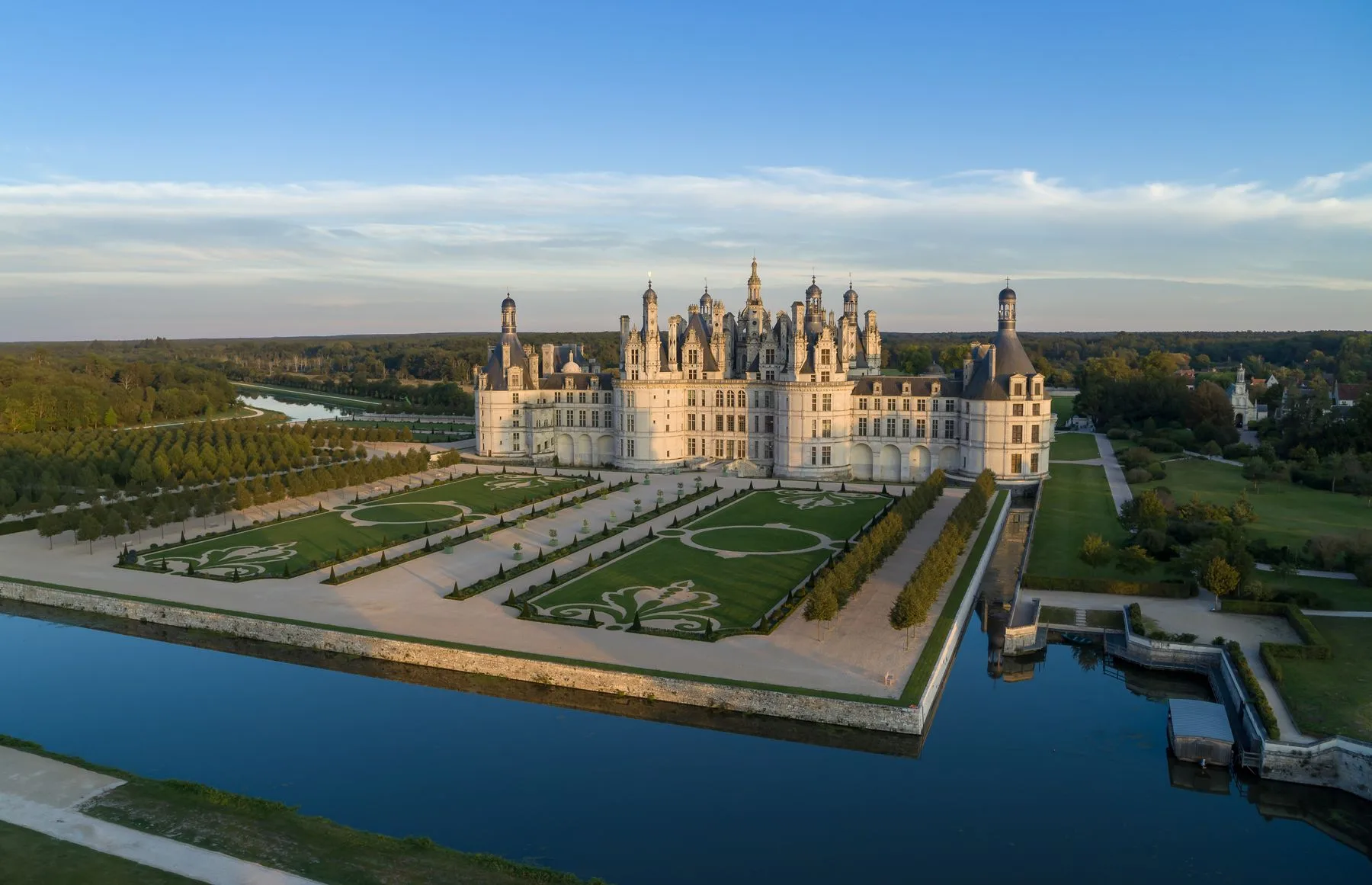 chambord-02-credit-drone-contrast